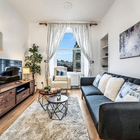 Cosy Grassmarket 2Br-1Ba - Newly Decorated! By Bonjour Residences אדינבורו מראה חיצוני תמונה