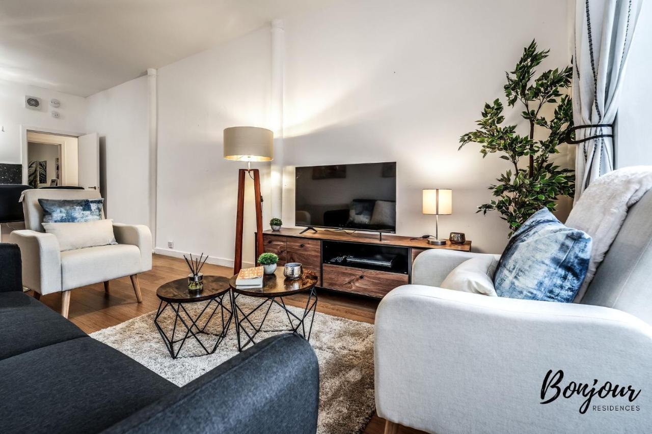 Cosy Grassmarket 2Br-1Ba - Newly Decorated! By Bonjour Residences אדינבורו מראה חיצוני תמונה