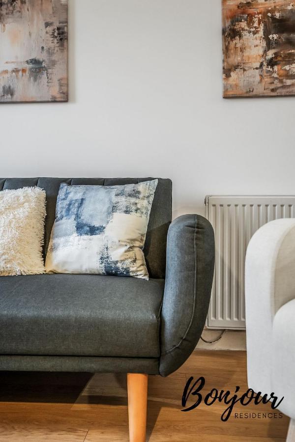 Cosy Grassmarket 2Br-1Ba - Newly Decorated! By Bonjour Residences אדינבורו מראה חיצוני תמונה