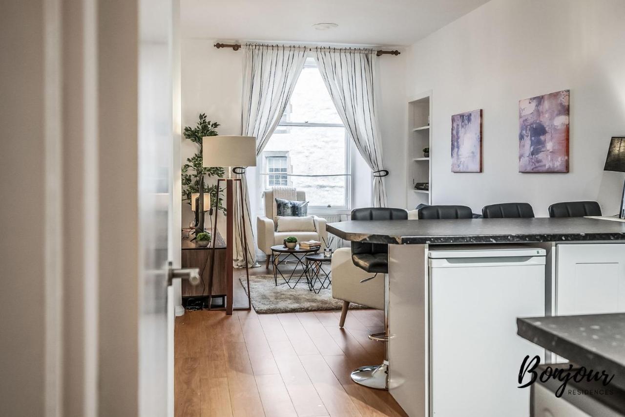 Cosy Grassmarket 2Br-1Ba - Newly Decorated! By Bonjour Residences אדינבורו מראה חיצוני תמונה