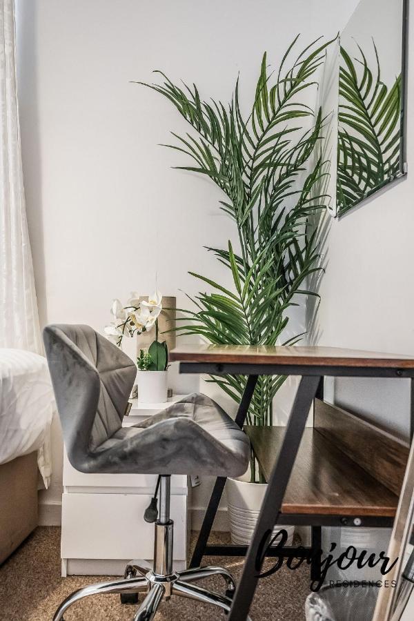 Cosy Grassmarket 2Br-1Ba - Newly Decorated! By Bonjour Residences אדינבורו מראה חיצוני תמונה